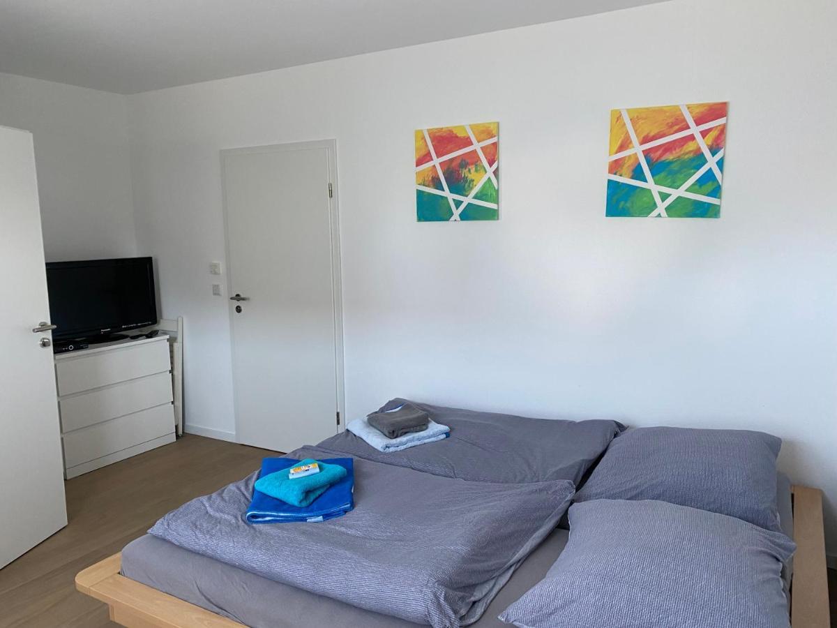 Messezimmer Nahe Der Duesseldorfer Messe Mit Eigenem Eingang Und Gratis Minibar Kültér fotó